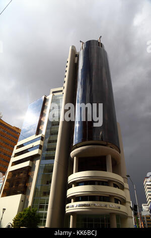 La nuova economia e finanze pubbliche Ministero edificio in El Prado, La Paz, Bolivia Foto Stock