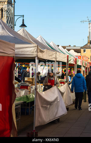 St Ives bancarelle del mercato, Cambridgeshire, Inghilterra, Regno Unito. Foto Stock