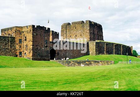 Carlisle Castle Norman mantenere la torre e la porta principale di accesso, Cumbria, nord-ovest Inghilterra vicino alla frontiera scozzese Foto Stock