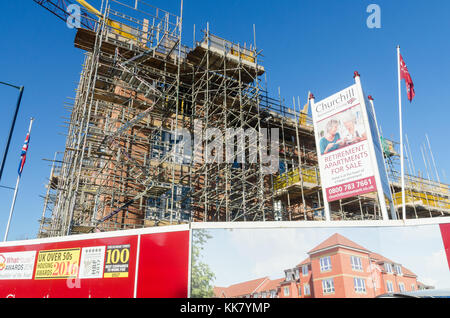 Churchill Pensione Appartamenti in costruzione nell'area Quinton di Birmingham sul sito di un ex public house Foto Stock