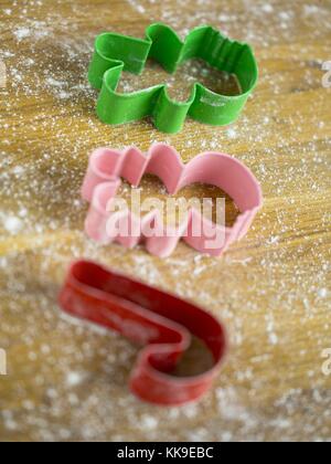 Immagine ravvicinata di plastica cookie cutters Foto Stock