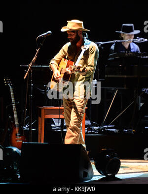 MIAMI BEACH, FL - 13 AGOSTO: Ray Lamontagne dei My Morning Jacket si esibisce con Ray Lamontagne al Fillmore il 13 agosto 2016 a Miami Beach, Florida. Persone: Ray Lamontagne Foto Stock