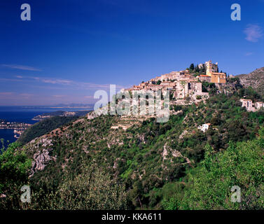 Medieval hilltop village di Eze, Alpes-Maritimes, Cote d'azzurro, Costa Azzurra, Francia Foto Stock