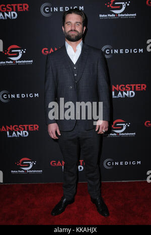 Hollywood, CALIFORNIA, Stati Uniti. 28 novembre 2017. 28 novembre 2017 - Hollywood, California - Milo Gibson. "Gangster Land" a Los Angeles Premiere all'Egyptian Theater di Hollywood. Credito fotografico: Birdie Thompson/AdMedia credito: Birdie Thompson/AdMedia/ZUMA Wire/Alamy Live News Foto Stock