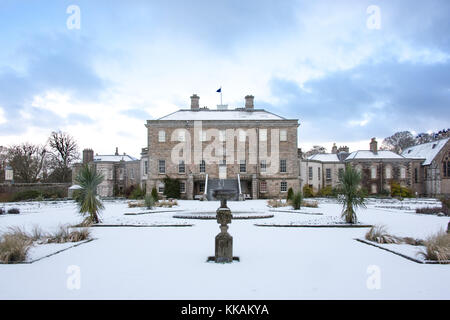 Haddo House, UK. 30 nov, 2017. una pausa nella prima nevicata invernale a haddo house in aberdeenshire credito: così-fotografia/alamy live news Foto Stock