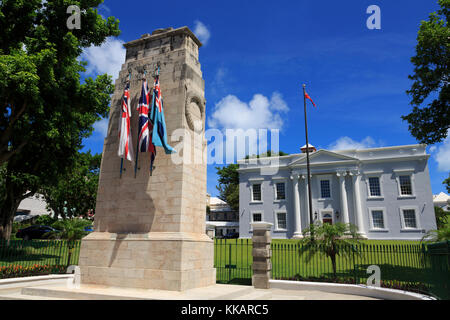 War Memorial, Cabinet Building, Hamilton City, Pembroke Parish, Bermuda, Atlantico, America centrale Foto Stock