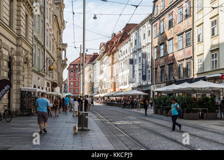 Street nel centro storico della città di Graz Foto Stock