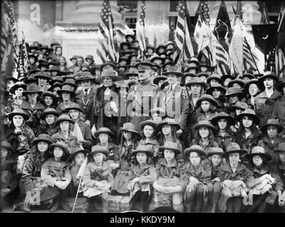 La sig.ra Harding, Gen'l Pershing, la sig.ra Benedetto Crowell, 21772 Foto Stock