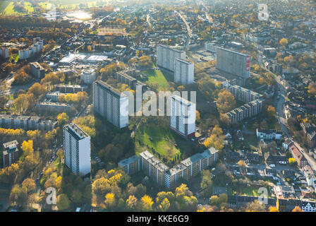 Demolizione gigante bianco sulla Friedrich-Ebert-Strasse a Homberg-Hochheide, alto sviluppo, hot spot sociale, Duisburg, Ruhr zona, Nord Reno-W. Foto Stock