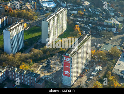 Demolizione gigante bianco sulla Friedrich-Ebert-Strasse a Homberg-Hochheide, alto sviluppo, hot spot sociale, Duisburg, Ruhr zona, Nord Reno-W. Foto Stock