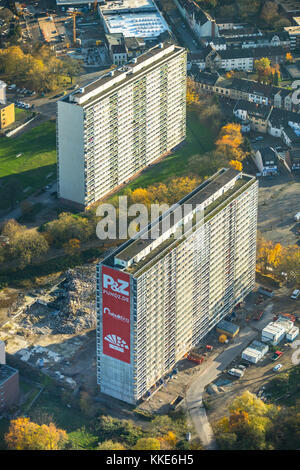 Demolizione gigante bianco sulla Friedrich-Ebert-Strasse a Homberg-Hochheide, alto sviluppo, hot spot sociale, Duisburg, Ruhr zona, Nord Reno-W. Foto Stock