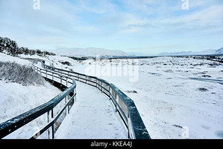 Pingvellir il più antico parco nazionale in Islanda, luogo di nascita per il primo parlamento eletto democraticamente nel mondo e un sito UNESCO. Foto Stock