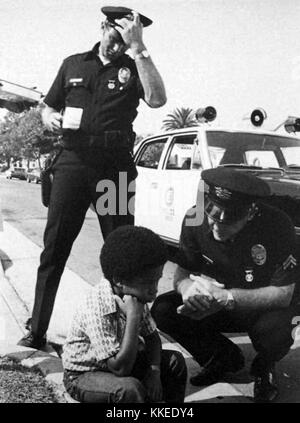 Kent McCord Martin Milner Edward Crawford Adam 12 1973 Foto Stock