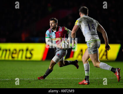 Londra, Regno Unito. 03 Dic, 2017. Danny Care (9) in azione durante la Aviva Premiership match tra arlecchini vs saraceni a Twickenham Stoop Domenica, 03 dicembre 2017. Londra Inghilterra. Credito: Taka G Wu Credito: Taka Wu/Alamy Live News Foto Stock