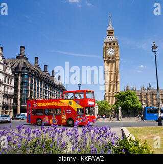 La Casa del Parlamento e la Torre del Big Ben di Westminster a Londra. Foto Stock