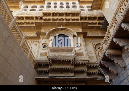 JAISALMER, INDIA, 1 novembre 2017 : Mandir Palace è stata la residenza dei sovrani di Jaisalmer per più di 2 secoli. Jaisalmer è talvolta cal Foto Stock