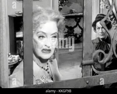 Bette Davis e Joan Crawford in qualunque cosa sia successo a Baby Trailer di Jane Foto Stock