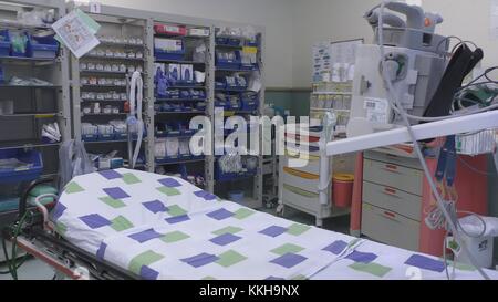 Nahariya, Israele. 30 novembre 2017. Il Galilee Medical Center ha praticato un'esercitazione di guerra, assorbendo le vittime ferite dal nord di Israele. Nahariya, Israele, ottobre 30 2017. Credito: The Fifth Kingdom/Alamy Live News Foto Stock