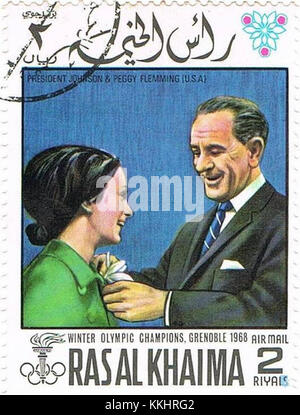 Peggy Fleming, la pattinatrice di figura olimpica, è presente su un francobollo del 1968 di Ras al-Khaimah. Il francobollo commemora i suoi successi nel pattinaggio di figura e il suo ruolo nella divulgazione dello sport. Foto Stock