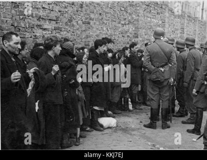 Stroop Report 2/4 Record Group 038 United States Counsel for the Procurution of Axis criminality; United States Exhibits, 1933-46 HMS Asset Id: HF1-88454435 RedDiscovery Number: 06315 Stroop Report - Warsaw Ghetto Uprising 05 Foto Stock