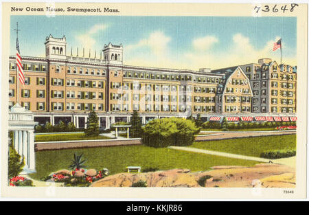 La New Ocean House, situata a Swampscott, Massachusetts, è un edificio storico noto per le sue caratteristiche architettoniche. E' stato un punto di riferimento significativo per l'area, specialmente per i viaggiatori e gli ospiti. Foto Stock