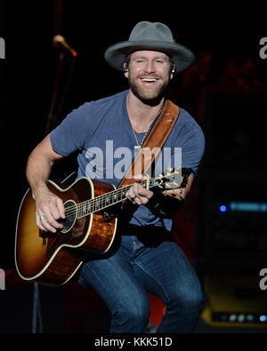 WEST PALM BEACH, Florida - 15 NOVEMBRE: Drake White si esibisce al Perfect Vodka Amphitheatre il 15 novembre 2015 a West Palm Beach, Florida. Gente: Drake White Foto Stock