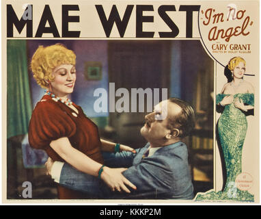 La lobby card per il film del 1933 *i'm No Angel* presenta un'immagine promozionale chiave del film. Con Mae West, il film divenne noto per il suo umorismo audace e rischioso, segnando un momento importante nella storia di Hollywood. Foto Stock