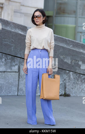 Paris Fashion Week Street Style Foto Stock