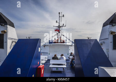 Traghetto dalla città di Hel sulla penisola di Hel alla città di Gdynia attraverso la baia di Danzica nel Voivodato Pomeriano della Polonia Foto Stock