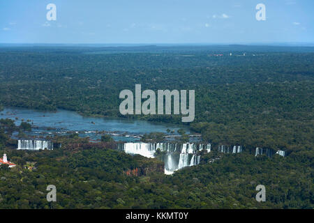 Lato argentino delle Cascate di Iguazu, sul confine Brasile - Argentina, Sud America - aereo Foto Stock