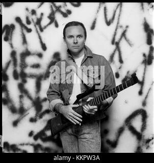 Ronnie Montrose Studio, Portrait, San Francisco, 1986 Credit: Pat Johnson/Mediapunch Foto Stock