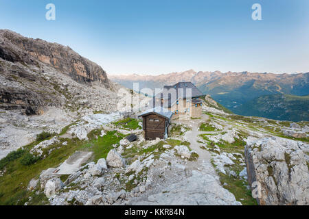 Rifugio Tuckett europa, italia, trentino, Vallesinella, RIFUGIO TUCKETT, dolomiti di brenta Foto Stock