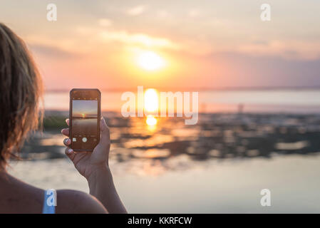 Lignano Sabbiadoro, provincia di Udine Friuli Venezia Giulia, Italia. Tramonto sulla laguna di Lignano Sabbiadoro Foto Stock