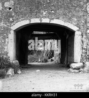 Dutovlje, datiran Portal z letnico 1673 1969 (2) Foto Stock