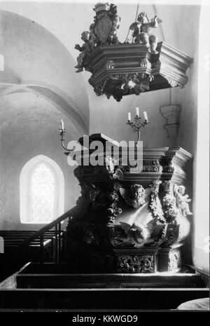 La chiesa Andrarums nella contea di SkÃ ¥ne, in Svezia, è una chiesa parrocchiale storica con origini del XVII secolo, conosciuta per i suoi interni barocchi e l'architettura in stile medievale. Foto Stock