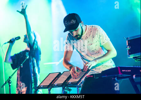 Bognor Regis, Regno Unito. 2 dicembre 2017. Avec Sans Play Electric Dreams Festival. Crediti: Ken Harrison/Alamy Live News Foto Stock