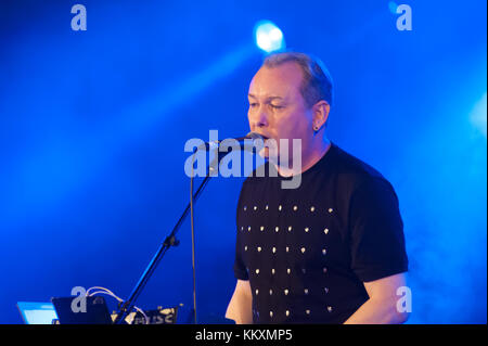 Bognor Regis, Regno Unito. 2° dic, 2017. future perfect play sogni elettrico festival. Credito: ken harrison/alamy live news Foto Stock