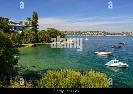 Eremita punto sulla baia di eremita, parte dell'eremo foreshore a piedi, nella Vaucluse, un sobborgo a est di Sydney, Nuovo Galles del Sud, Australia Foto Stock