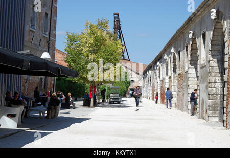 Arsenale di Venezia, costruito 1561, architetto sconosciuto, parte della zona di alloggiamento della Biennale, Foto Stock