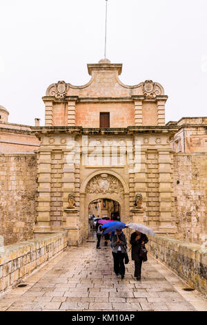 Gate di Mdina, Malta, costruita nel 1724 da Charles François de Mondion Foto Stock