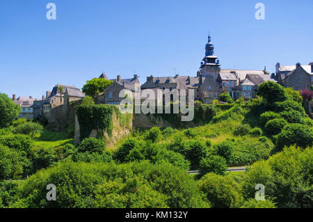 Case medievali in moncontour, cotes d'Armor Bretagna, Francia Foto Stock