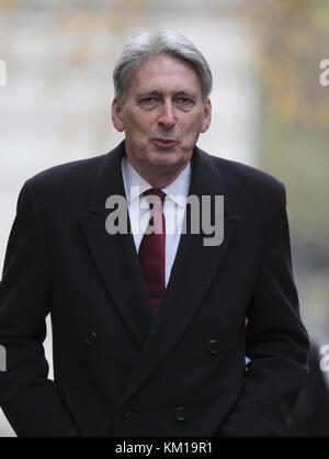 Londra, Regno Unito. 28 novembre, 2017. Philip hammond mp il cancelliere dello scacchiere assiste il cabinet settimanale incontro a Downing Street, Londra Foto Stock