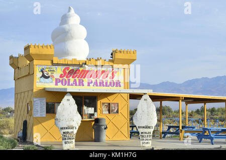 World's Tallest Ice Cream Stand Pahrump, Nevda, USA Foto Stock