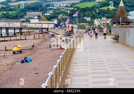 South West Coast Path e Den passeggiata sul lungomare in Teignmouth, Devon, Inghilterra Foto Stock