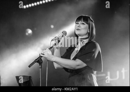 Bognor Regis, Regno Unito. 2 dicembre 2017. Future Perfect Play Electric Dreams Festival. Crediti: Ken Harrison/Alamy Live News Foto Stock