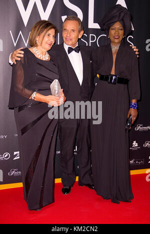 Monaco, Monaco. 2 dicembre 2017. Monaco, Monte Carlo - 02 dicembre 2017: Monaco World Sports Legends Award con Michele Mouton (a sinistra), Jacky Ickx e moglie Khadja Nin | utilizzo in tutto il mondo credito: dpa/Alamy Live News Foto Stock