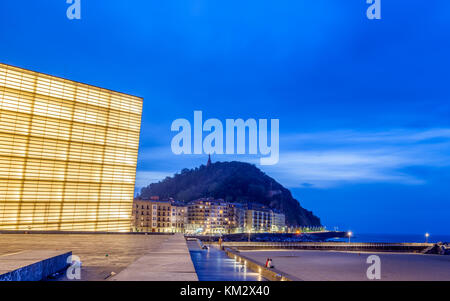 Il Centro Congressi Kursaal e Auditorium è un complesso comprendente diversi spazi: un grande auditorium, molti-utilizzare sale e spazi espositivi. Essa è stata des Foto Stock