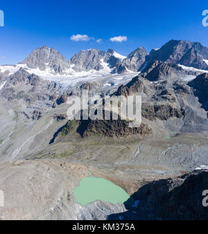 Alta montagna, trekking in Valtellina - cime alte in Valmalenco Foto Stock