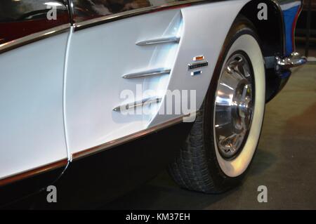 Chevrolet Corvette in auto d'epoca, Padova, Italia - 25 ottobre 2015 Foto Stock