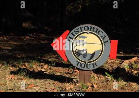 Tour storico segno presso il Campo di Battaglia di Yorktown a Yorktown, Virginia Foto Stock